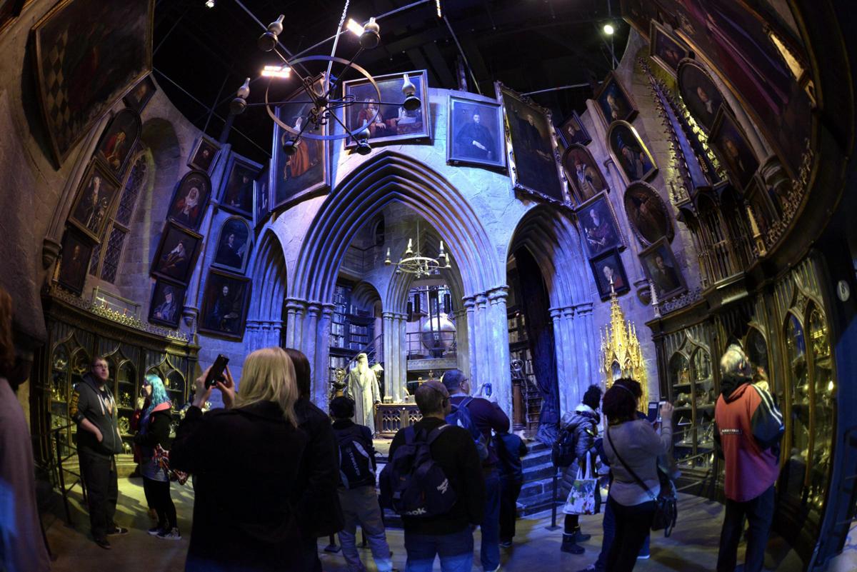 Harry Potter, serie tv in arrivo. Cosa sappiamo sul ritorno del Maghetto Harry Potter, serie tv in arrivo. Cosa sappiamo sul ritorno del Maghetto