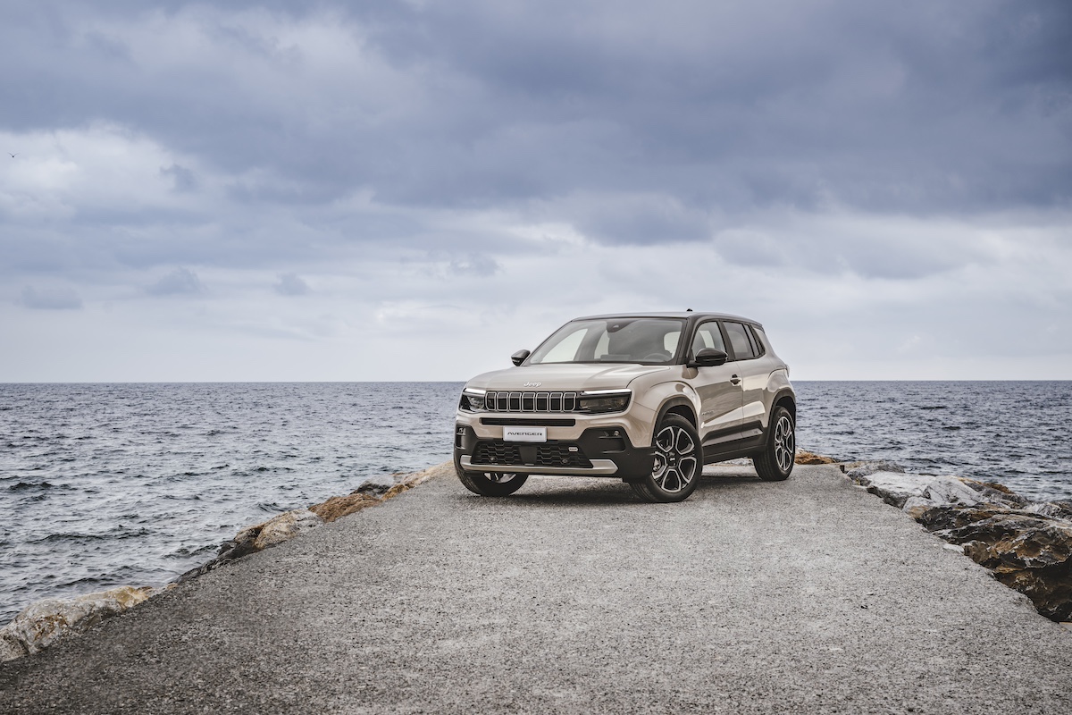 Jeep Avenger 4xe: l’innovazione ibrida che riscrive le regole del fuoristrada Jeep Avenger 4xe: l’innovazione ibrida che riscrive le regole del fuoristrada