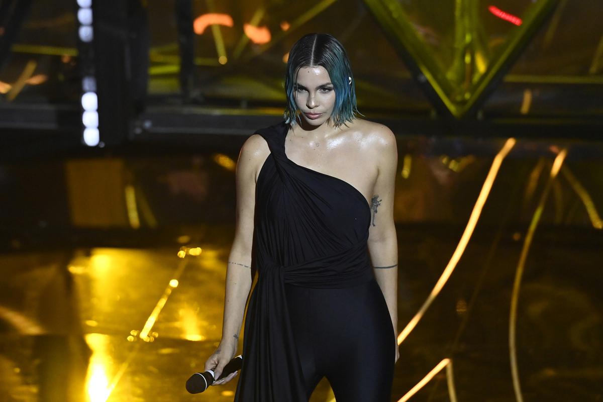 Rose Villain e… gli ospiti stellari a ‘Stasera c’è Cattelan…su Rai2’