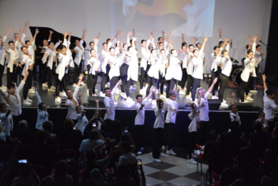 Il contest itinerante a Raffaella Carrà con Enzo Paolo Turchi e…