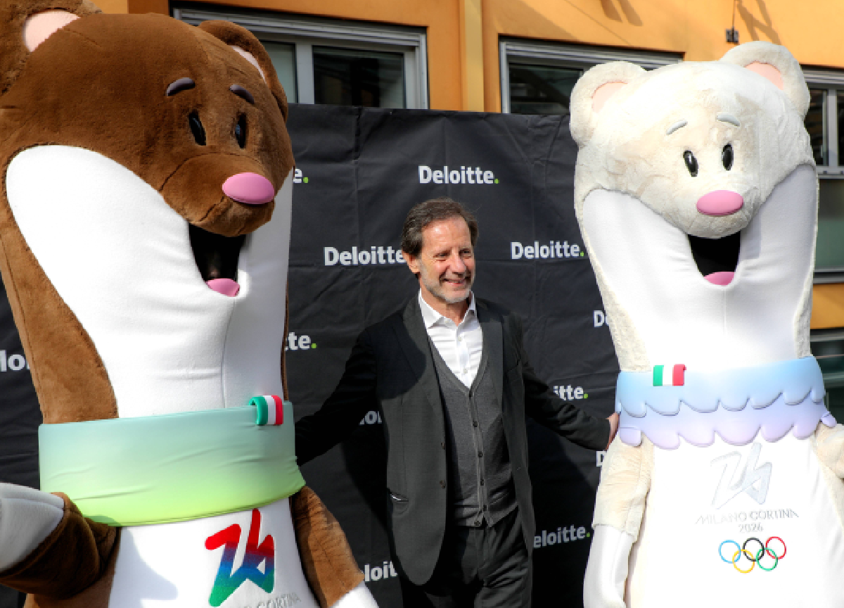 Deloitte ospita le mascotte di Milano Cortina 2026 presso la sede di Milano Deloitte ospita le mascotte di Milano Cortina 2026 presso la sede di Milano