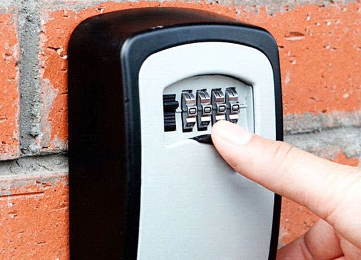 Affitti brevi, il Comune di Milano dichiara guerra ai lockbox Affitti brevi, il Comune di Milano dichiara guerra ai lockbox