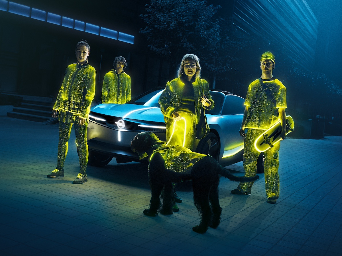 Opel Experimental: ridefinisce il futuro dell’illuminazione automobilistica Opel Experimental: ridefinisce il futuro dell’illuminazione automobilistica