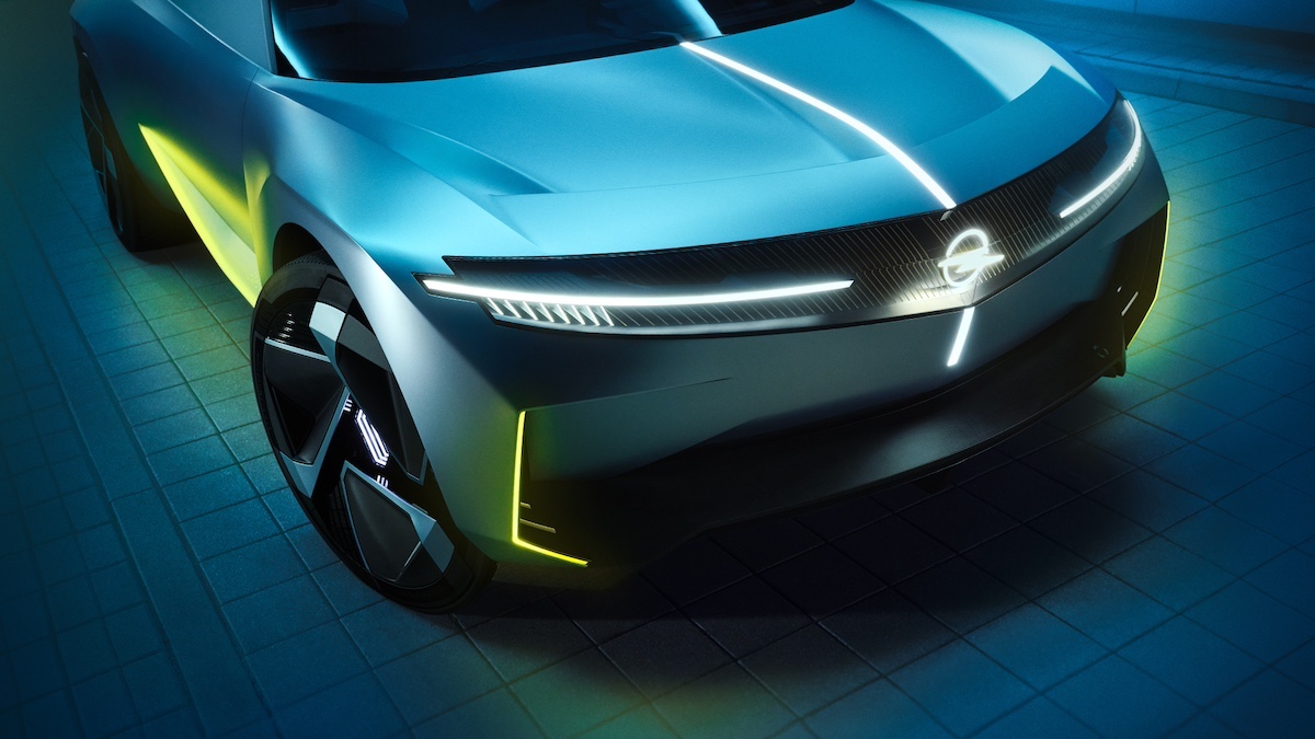 Opel Experimental: ridefinisce il futuro dell’illuminazione automobilistica Opel Experimental: ridefinisce il futuro dell’illuminazione automobilistica