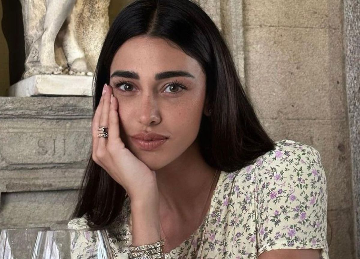 Belen dopo De Martino è di nuovo felice: le foto con la nuova fiamma