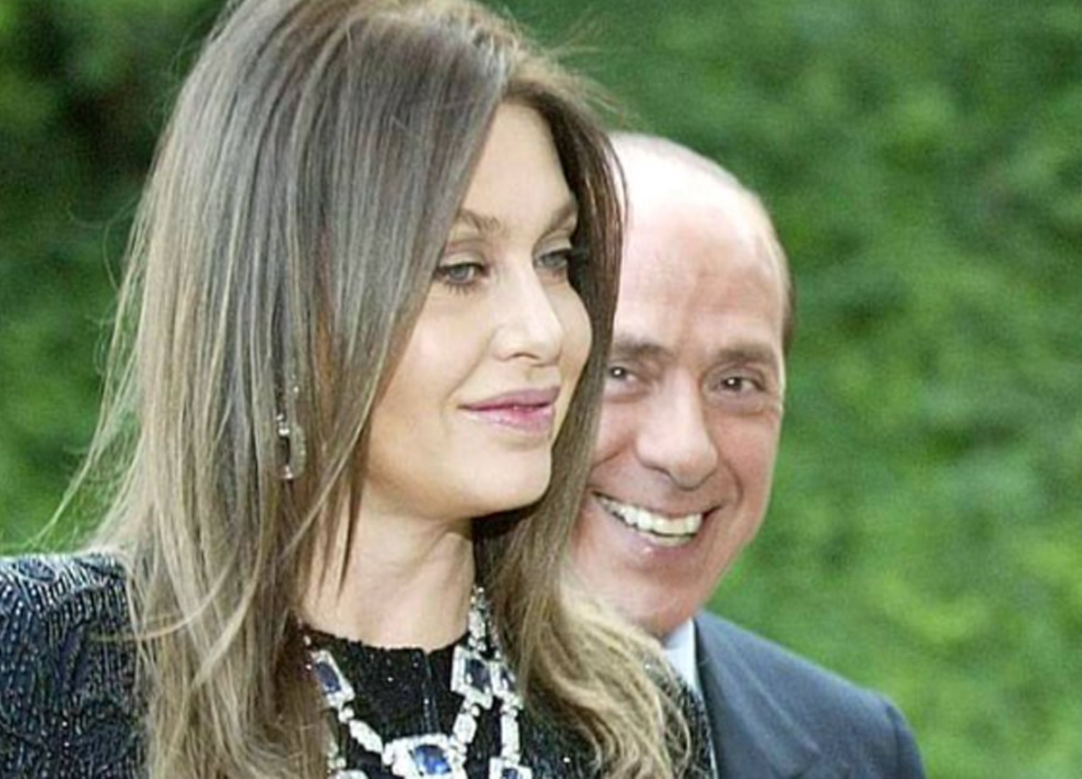 Veronica Lario come Meloni: “Non sono ricattabile. Stampa e Potere contro me”