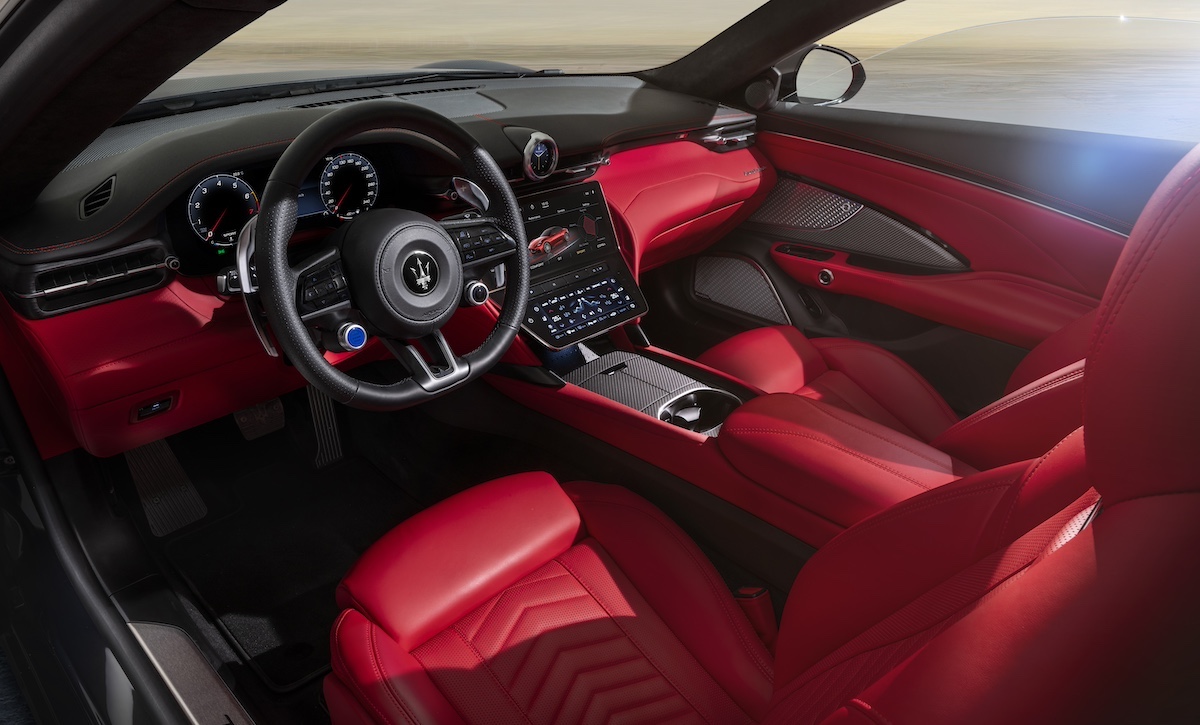 Maserati GranCabrio: lusso e prestazioni nella nuova convertibile del Tridente