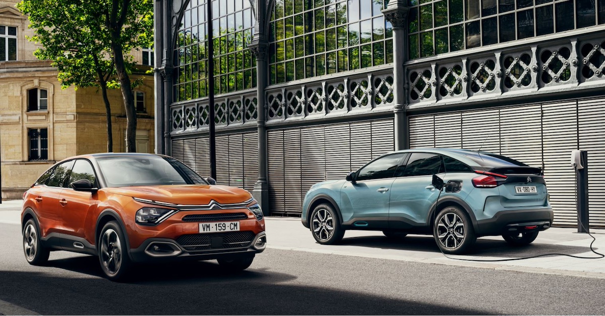 Nuova Citroën C4 e C4 X Hybrid 136: Innovazione e Comfort