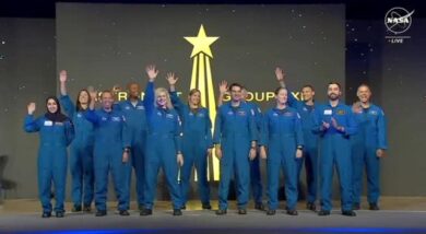 La Nasa ha presentato 12 nuovi astronauti, tra loro c’è chi andrà sulla Luna