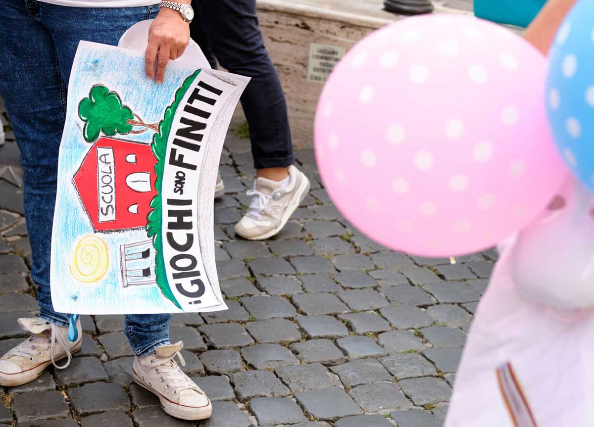 L’8 marzo c’è sciopero generale. Dai trasporti alla scuola: ecco chi si ferma