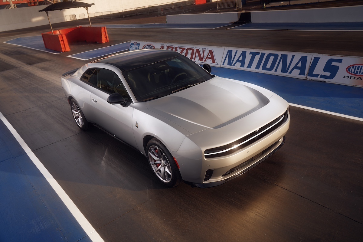 Debutta la Dodge Charger elettrica: rivoluzione della muscle car