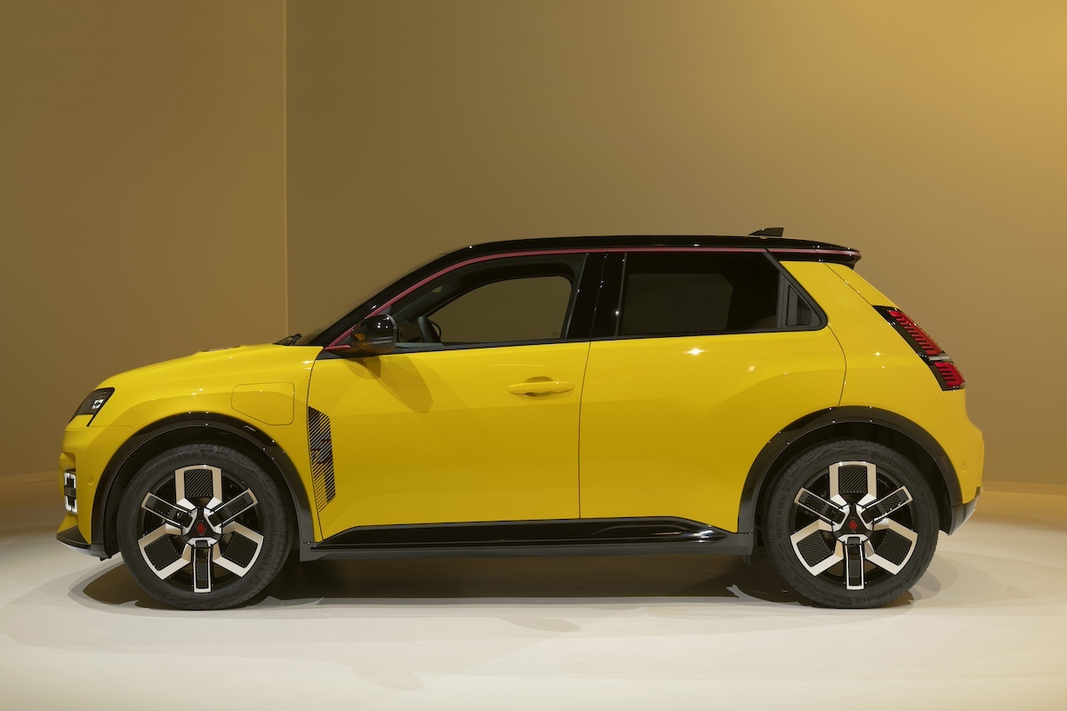 Renault 5 Rivoluziona il Mercato EV, 50.000 nomi in lista d’attesa Renault 5 Rivoluziona il Mercato EV, 50.000 nomi in lista d’attesa