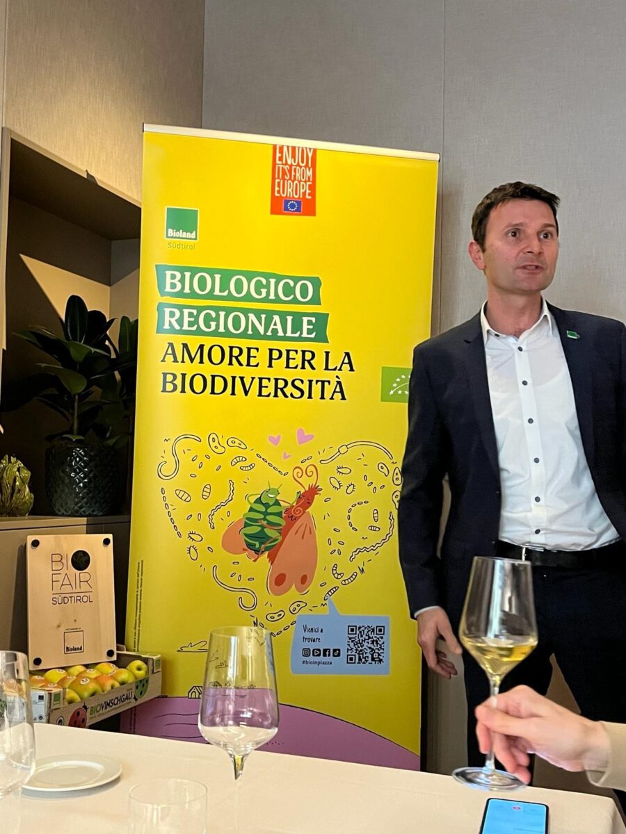 “Biologico? Obiettivo 25% entro il ’27. Ma bisogna convertire gli agricoltori”