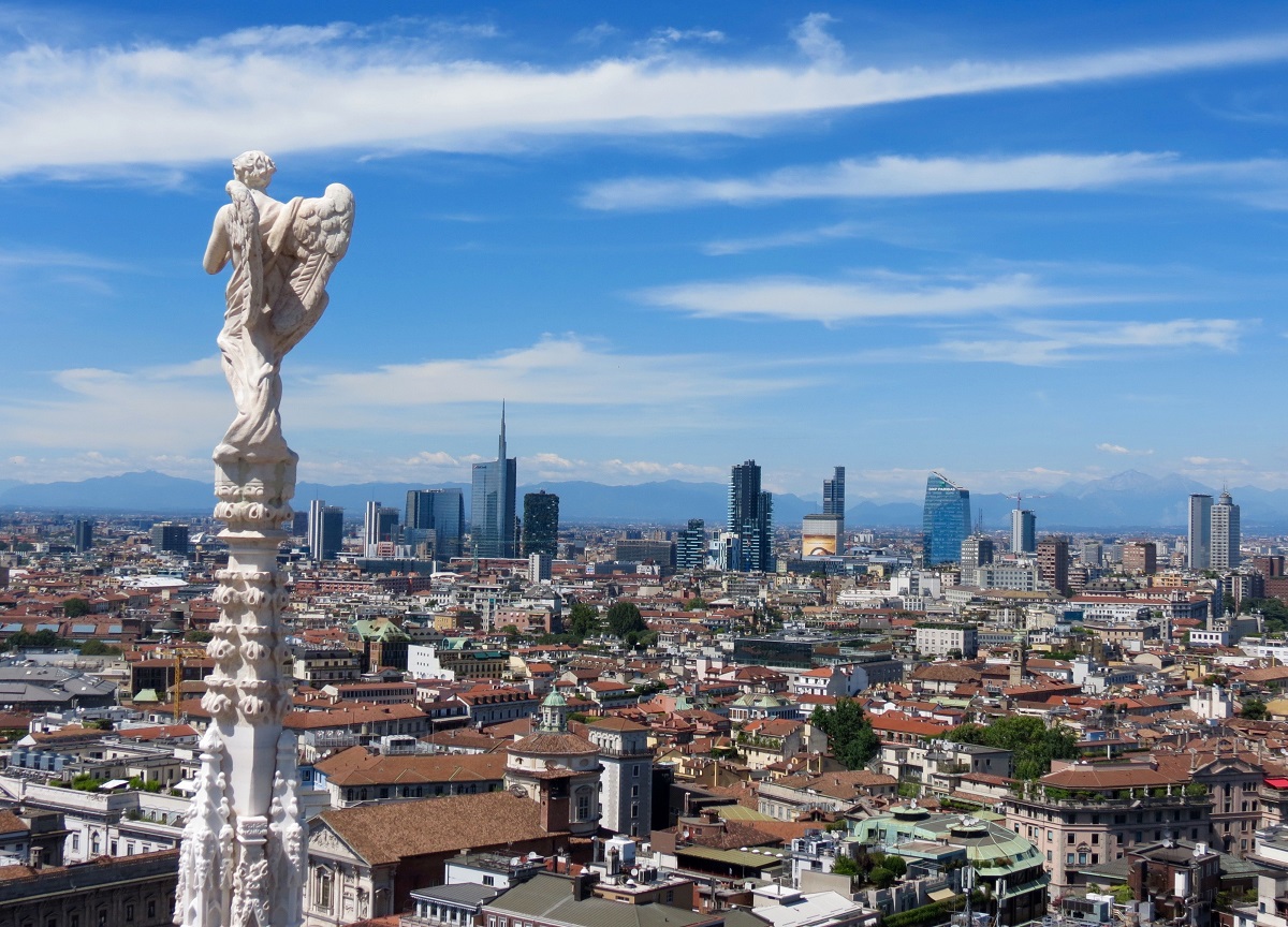 Addio alla Milano riformista, il capoluogo ribolle di rabbia Addio alla Milano riformista, il capoluogo ribolle di rabbia
