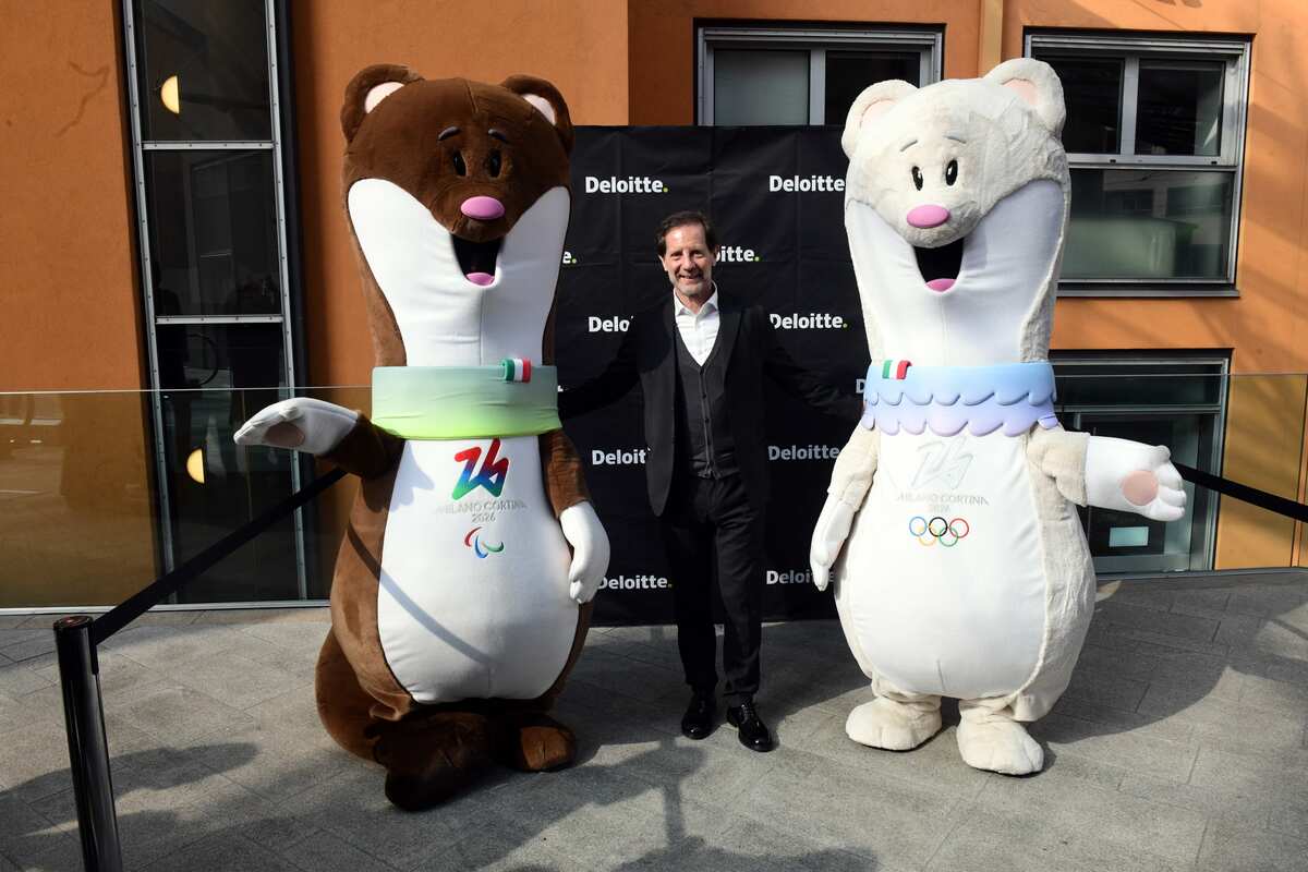 Deloitte accoglie le Mascotte di Milano Cortina 2026 Deloitte accoglie le Mascotte di Milano Cortina 2026