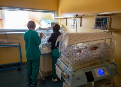 Lombardia: una culla della vita in ogni ospedale, o quasi