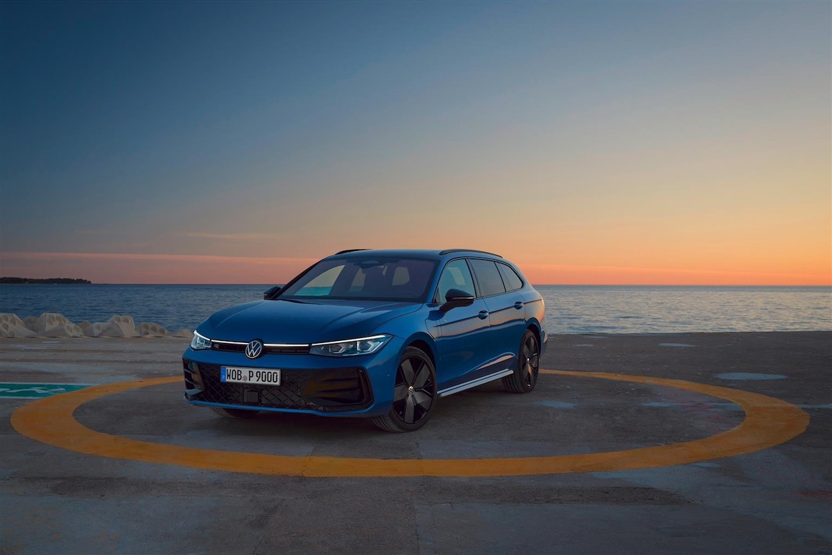 Nuova Volkswagen Passat Variant: innovazione e prestazioni salgono a bordo Nuova Volkswagen Passat Variant: innovazione e prestazioni salgono a bordo