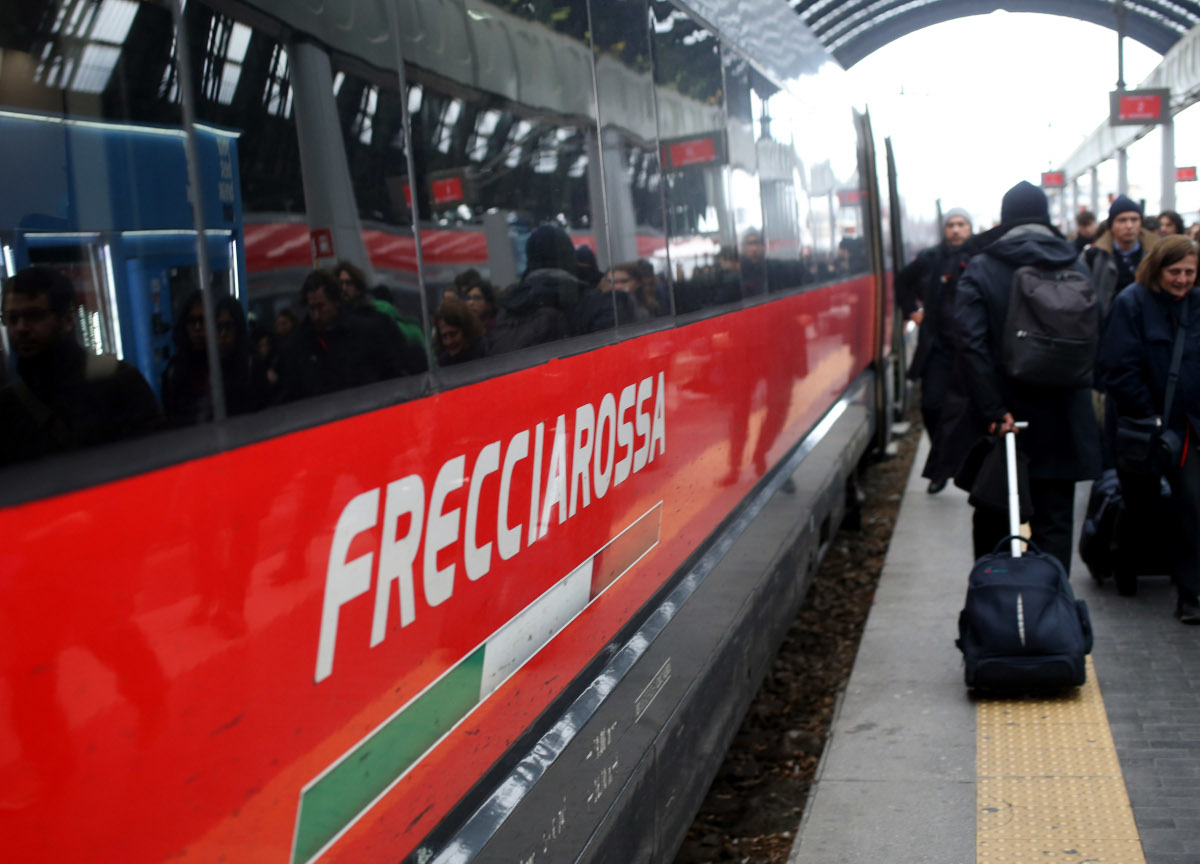 Trenitalia: nuove regole per i bagagli, che cosa cambia per Pasqua Trenitalia: nuove regole per i bagagli, che cosa cambia per Pasqua