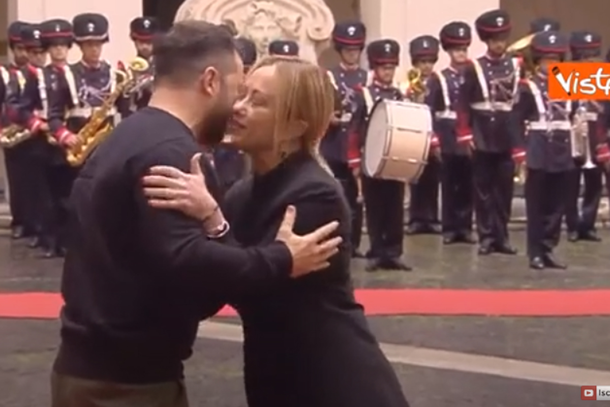 Zelensky: “Se l’Ucraina cadrà, l’Italia sarà costretta a entrare in guerra” Zelensky: “Se l’Ucraina cadrà, l’Italia sarà costretta a entrare in guerra”