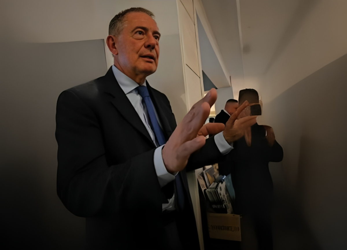 Ex-Ilva, Urso: “Ci sono cinque grandi gruppi interessati” Ex-Ilva, Urso: “Ci sono cinque grandi gruppi interessati”