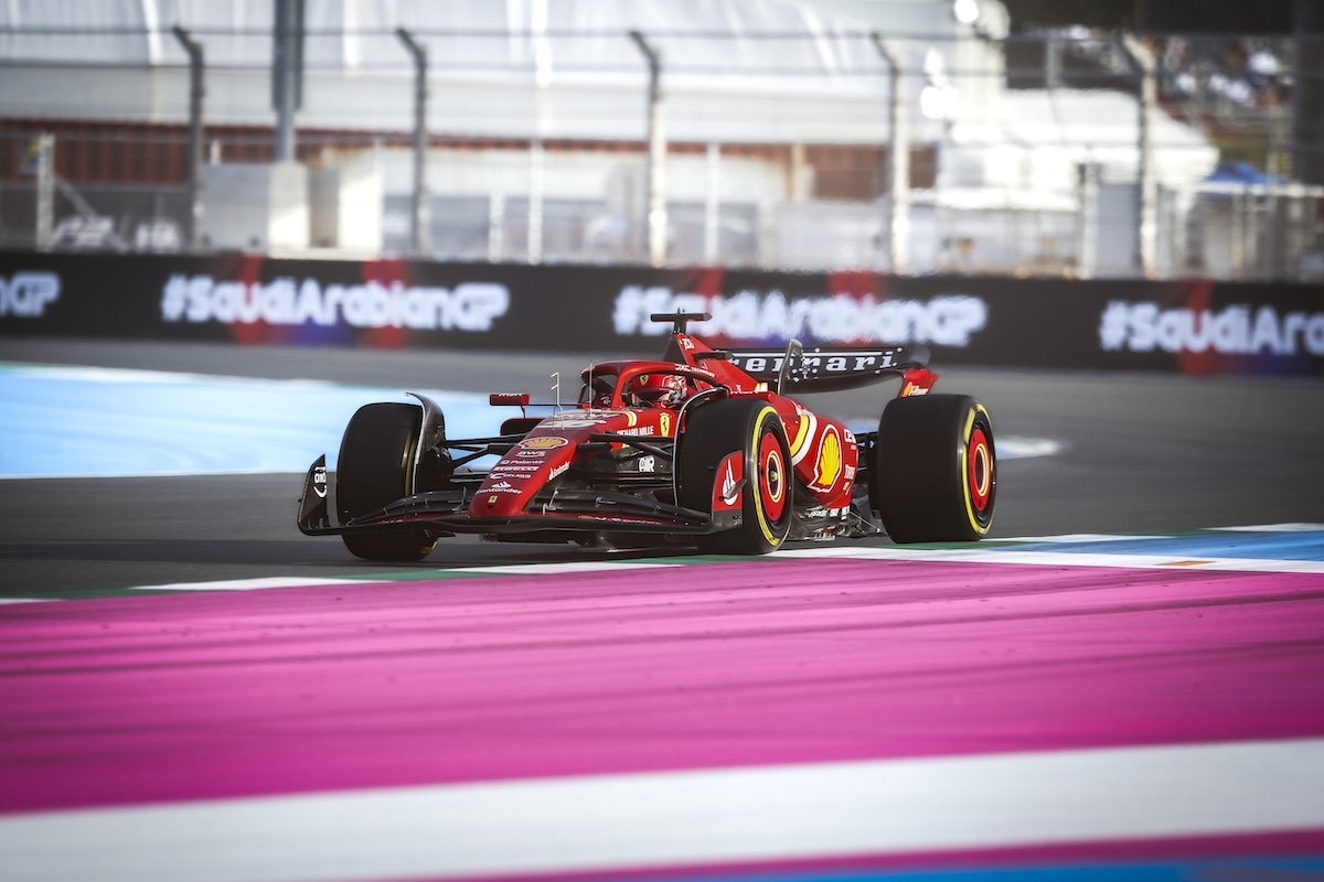 Ferrari celebra il primo podio di Leclerc e il debutto di Bearman in Arabia Ferrari celebra il primo podio di Leclerc e il debutto di Bearman in Arabia