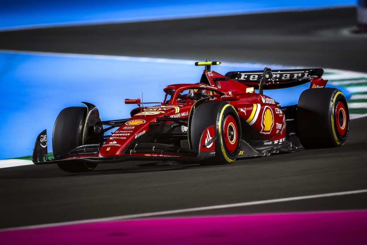 Ferrari celebra il primo podio di Leclerc e il debutto di Bearman in Arabia Ferrari celebra il primo podio di Leclerc e il debutto di Bearman in Arabia