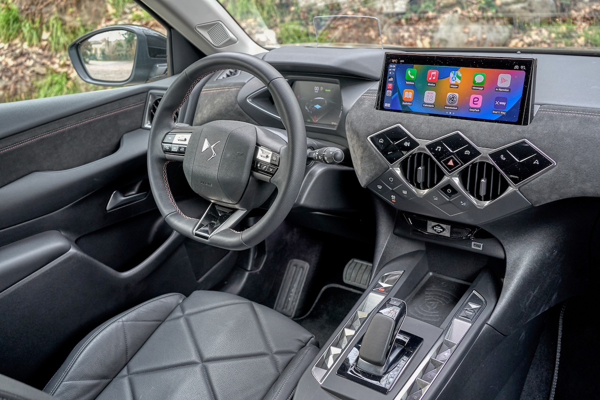 Torino e DS 3 E-TENSE: viaggio elegante e sostenibile