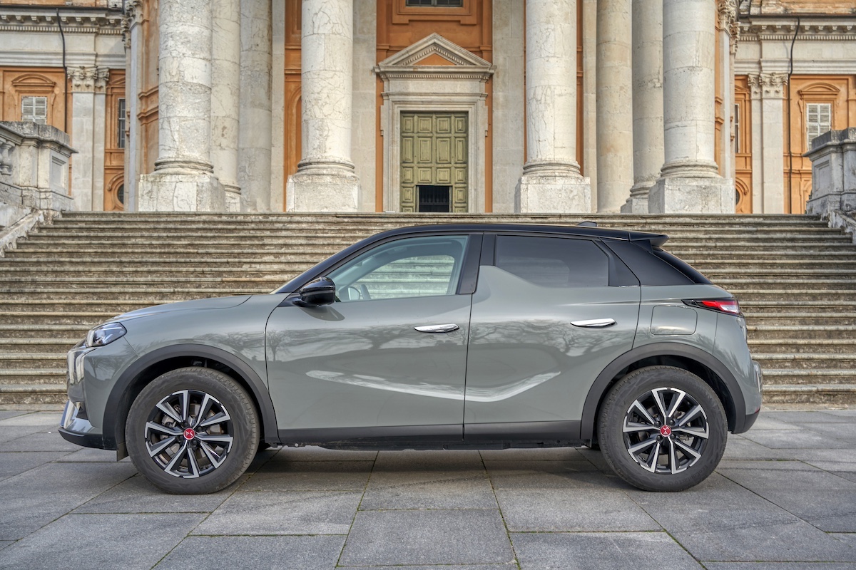 Torino e DS 3 E-TENSE: viaggio elegante e sostenibile