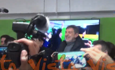 “Per Marsilio hip hip urrà”, la festa al comitato elettorale a Pescara