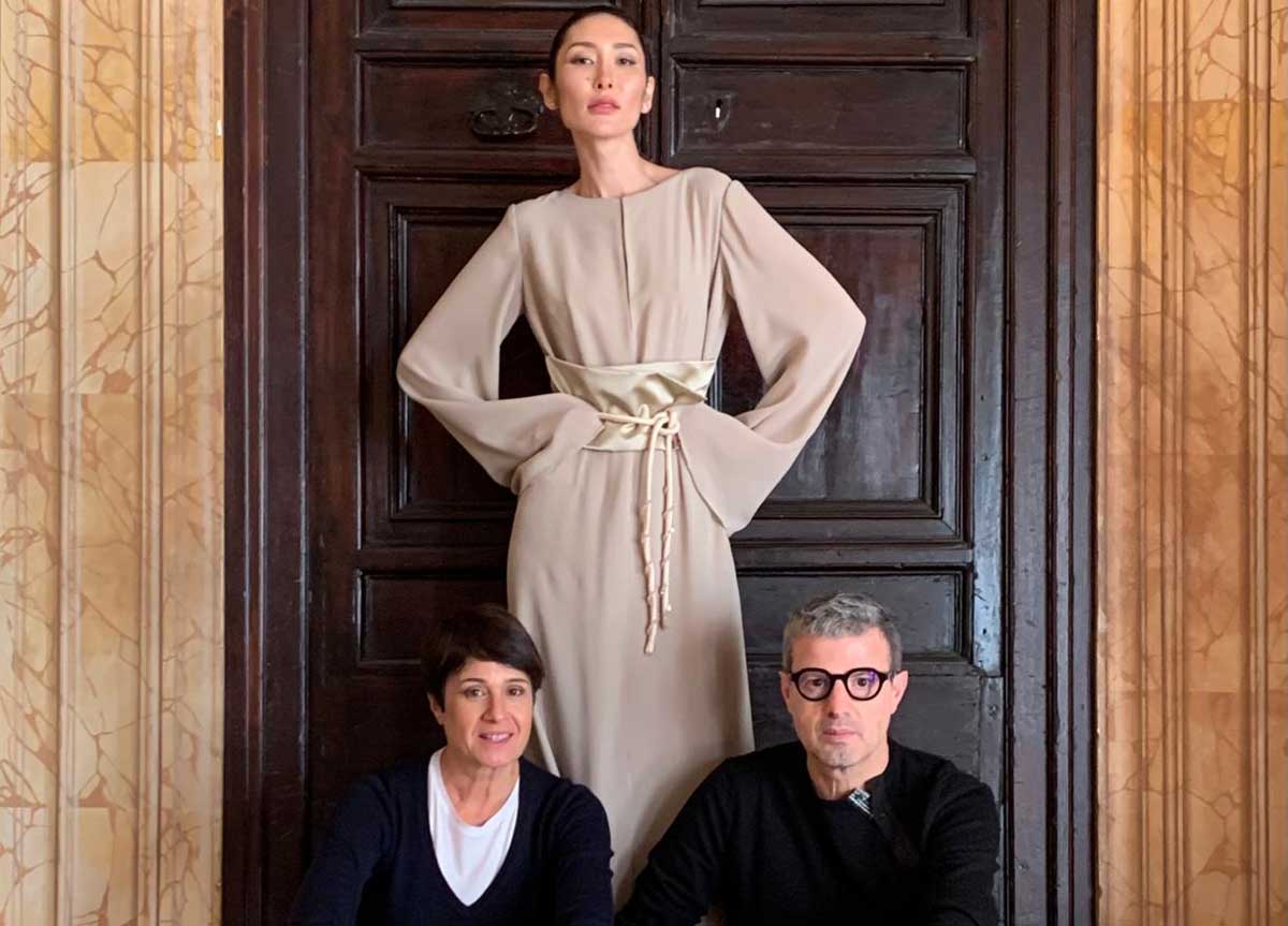 La moda si veste d’Oriente: Camaiani seduce la galleria del cardinale Colonna La moda si veste d’Oriente: Camaiani seduce la galleria del cardinale Colonna