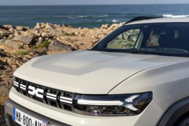 Nuovo Dacia Duster: rivoluzione nel SUV – prezzi, motorizzazioni e gamma