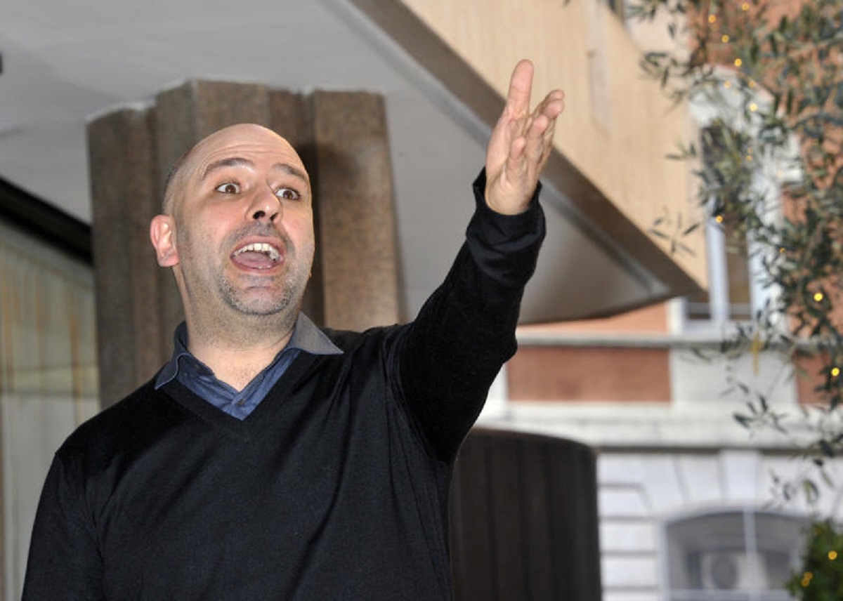 Checco Zalone al piano accompagna De Gregori. Solo a Roma e solo a Caracalla Checco Zalone al piano accompagna De Gregori. Solo a Roma e solo a Caracalla