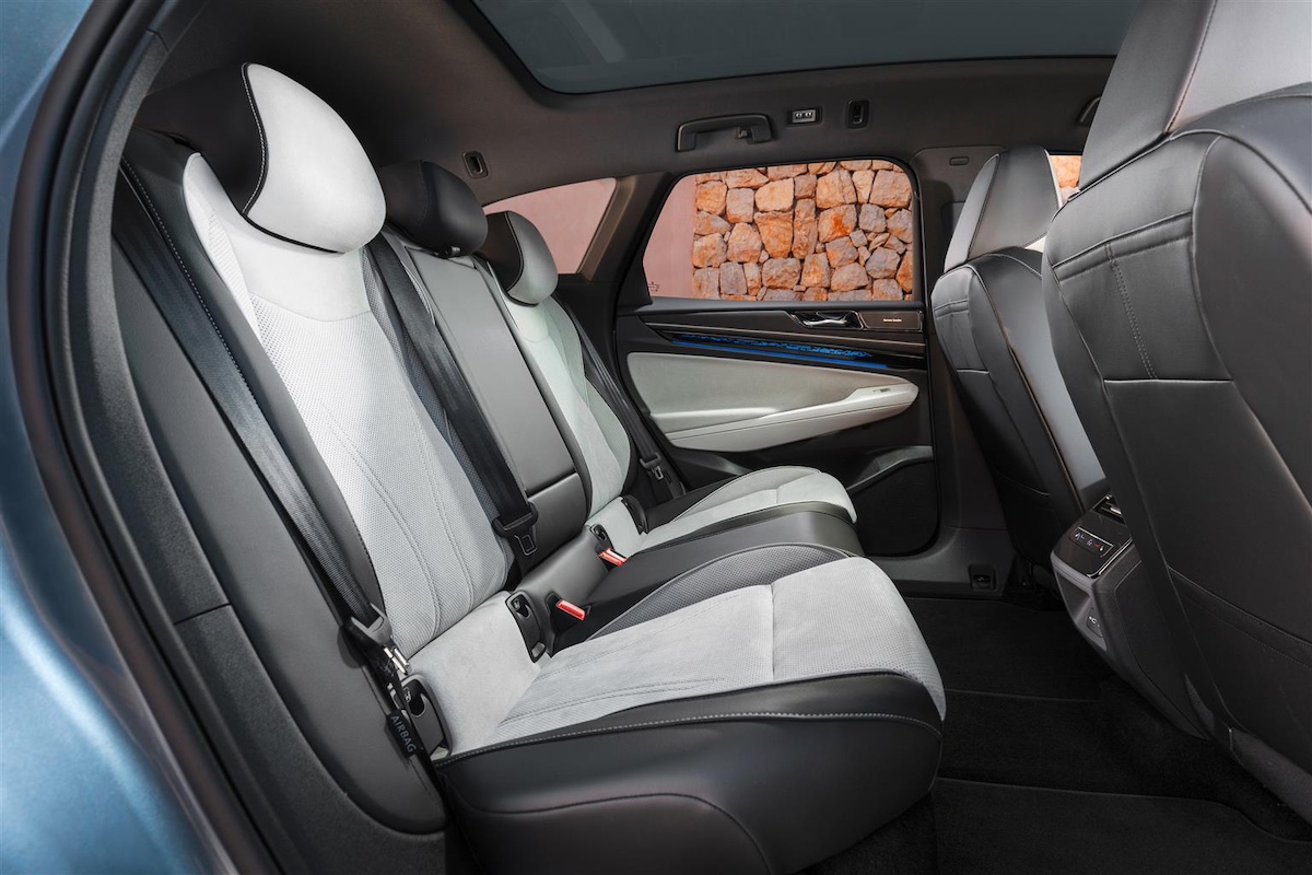 Nuova Volkswagen ID.7 Tourer: rivoluzione elettrica stilosa Nuova Volkswagen ID.7 Tourer: rivoluzione elettrica stilosa