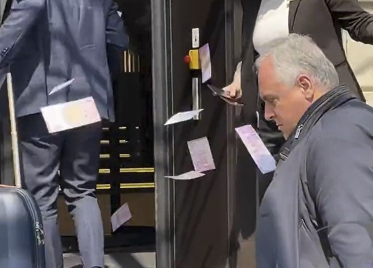 SS Lazio, dopo Sarri Lotito si affida a San Tommaso: Rocchi nuovo allenatore SS Lazio, dopo Sarri Lotito si affida a San Tommaso: Rocchi nuovo allenatore