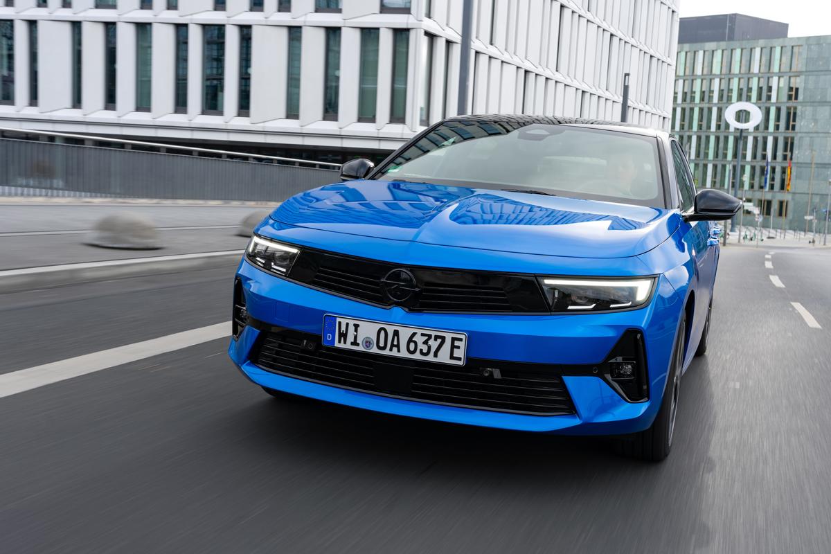 Nuova Opel Astra Electric: rivoluzione elettrica Nuova Opel Astra Electric: rivoluzione elettrica