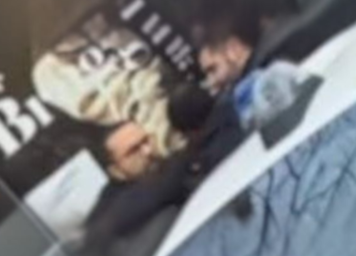 Carabinieri nella bufera a Modena, prima dell’arresto lo riempiono di pugni Carabinieri nella bufera a Modena, prima dell’arresto lo riempiono di pugni