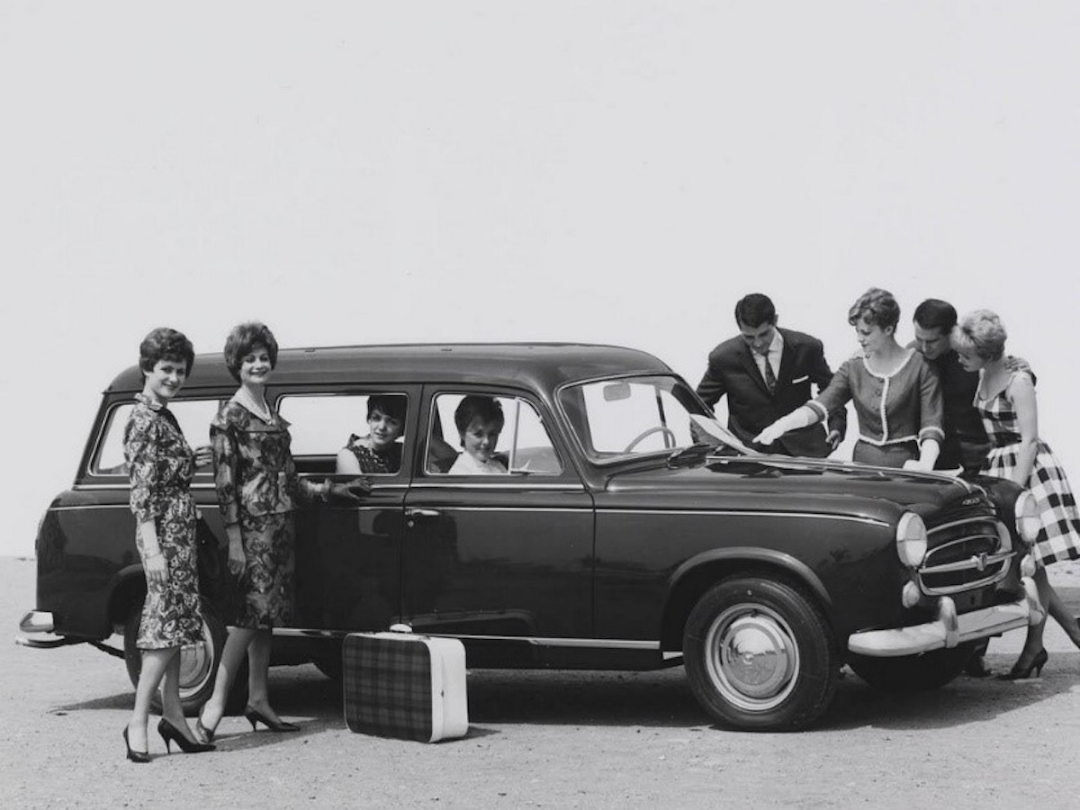Dalla PEUGEOT 203 alla E-5008: l’evoluzione delle station wagon Dalla PEUGEOT 203 alla E-5008: l’evoluzione delle station wagon