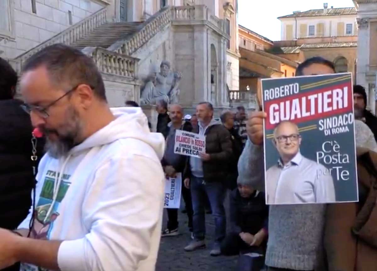 Roma, caos in Campidoglio, le secondo guide taxi chiedono licenze gratis Roma, caos in Campidoglio, le secondo guide taxi chiedono licenze gratis