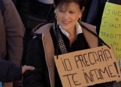 Roma, caos in Campidoglio, le secondo guide taxi chiedono licenze gratis