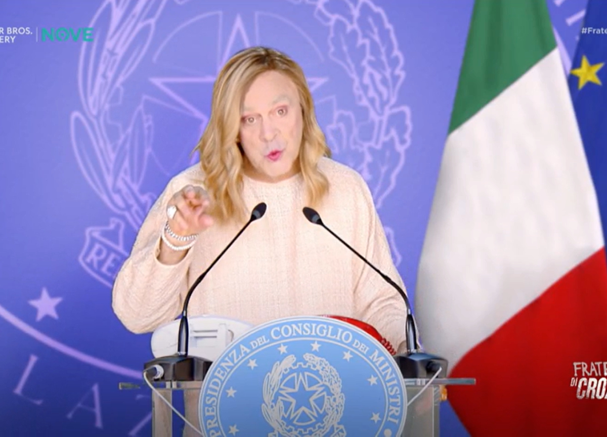 Crozza/Meloni agli evasori fiscali “Pronto so’ Giorgia, come la nato… c’hai un fisco che ti è alleato” Crozza/Meloni agli evasori fiscali “Pronto so’ Giorgia, come la nato… c’hai un fisco che ti è alleato”