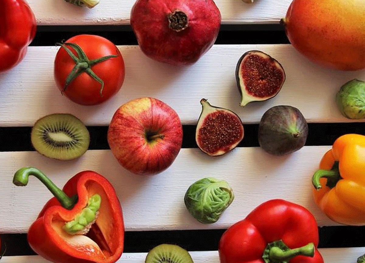 Pesticidi nella frutta fresca, ecco la lista di quelli più contaminati Pesticidi nella frutta fresca, ecco la lista di quelli più contaminati