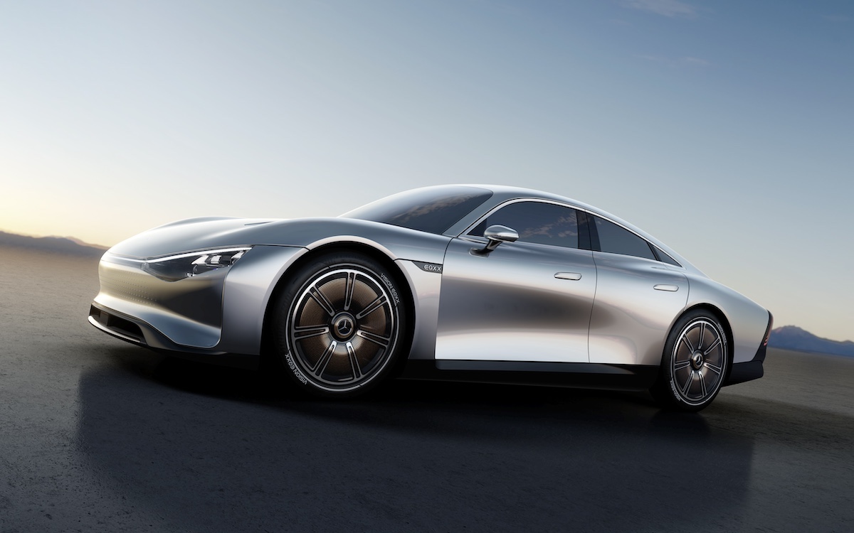 Mercedes Vision EQXX: un viaggio record nel deserto Mercedes Vision EQXX: un viaggio record nel deserto