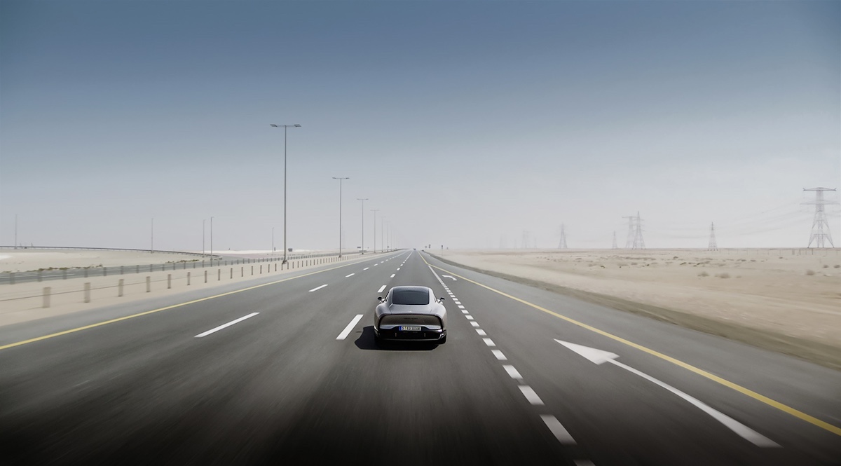 Mercedes Vision EQXX: un viaggio record nel deserto Mercedes Vision EQXX: un viaggio record nel deserto