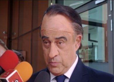 Crozza/Sala: “Buche a Milano? L’eli-taxi per chi se lo può permettere !”
