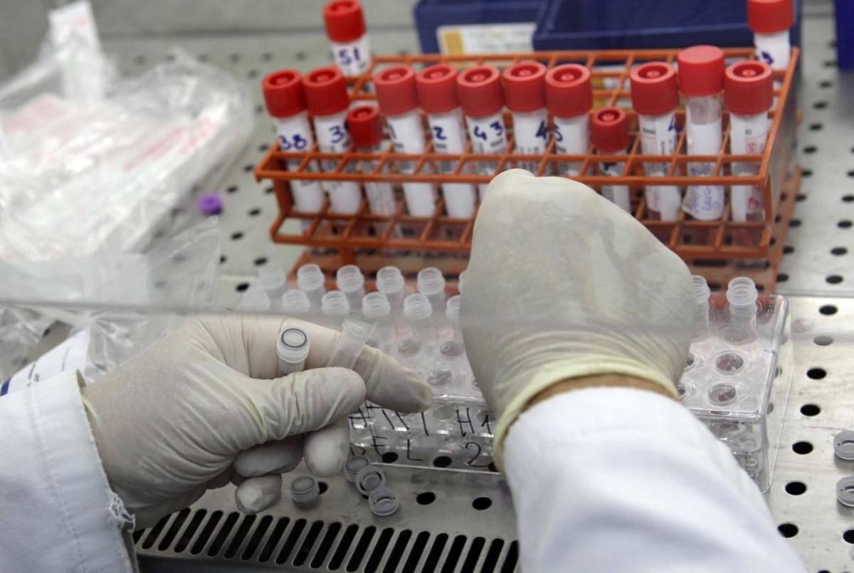 Unabomber, l’inchiesta si allarga. Chiesto il test del Dna per 15 persone Unabomber, l’inchiesta si allarga. Chiesto il test del Dna per 15 persone