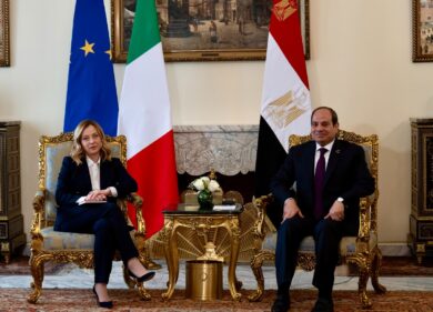 Migranti, Meloni a Il Cairo con von der Leyen per accordo bilaterale Ue-Egitto