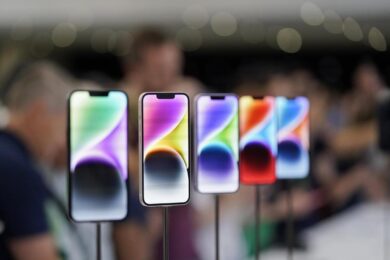 “Apple e l’IA di Google? Fuoco di paglia per compensare le vendite in calo”