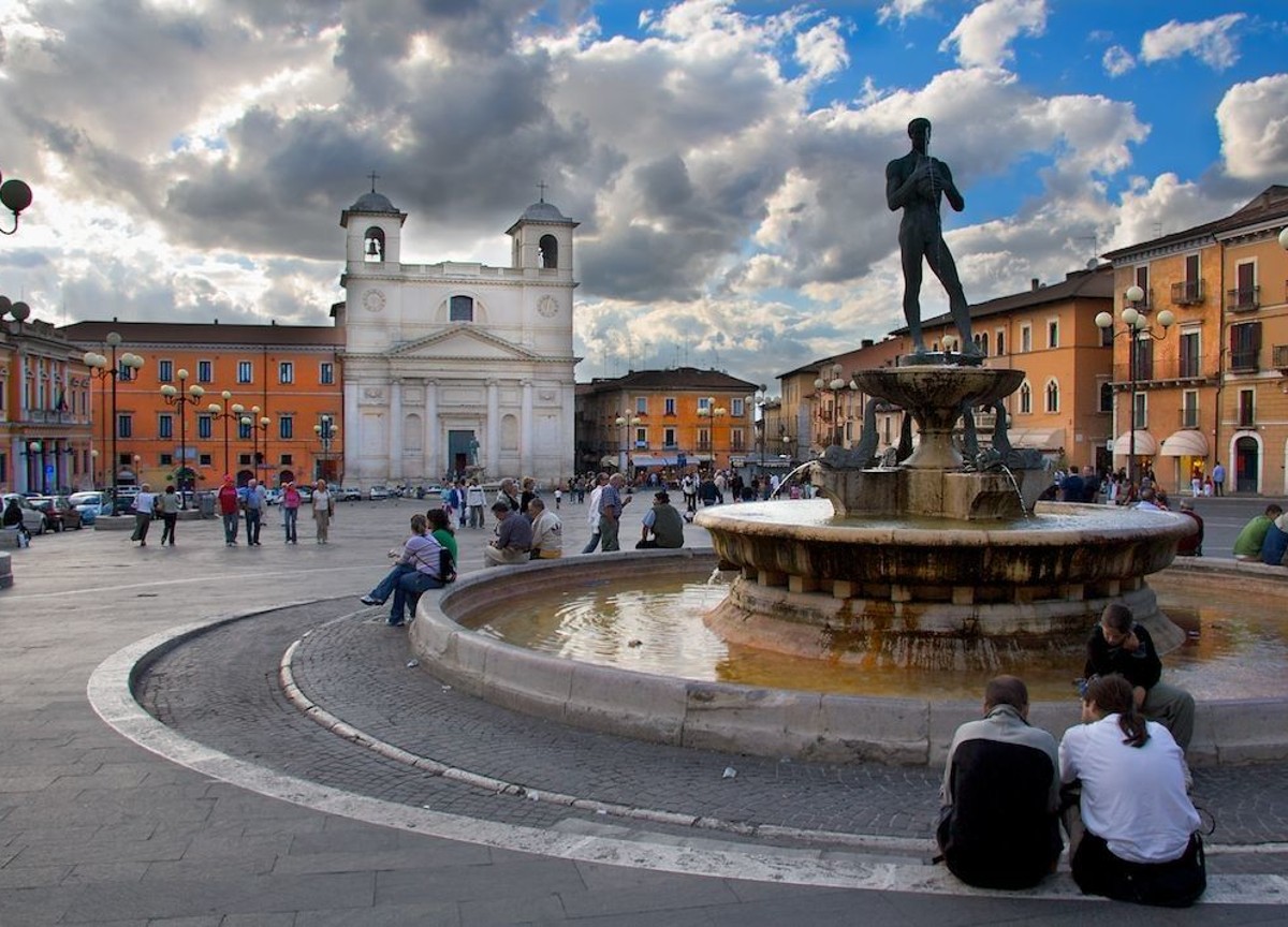 L’Aquila, Capitale della Cultura senza teatro e scuole. Il rischio figuraccia L’Aquila, Capitale della Cultura senza teatro e scuole. Il rischio figuraccia