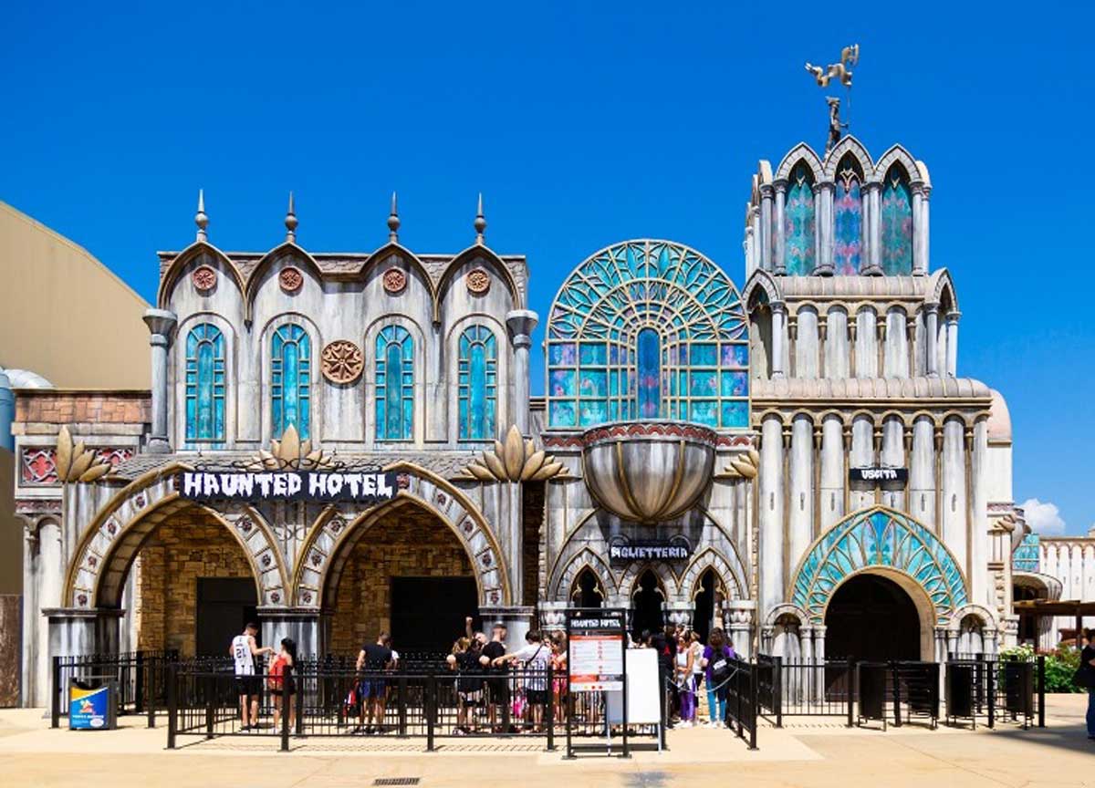 MagicLand riapre le porte al divertimento con 6 nuove attrazioni e show MagicLand riapre le porte al divertimento con 6 nuove attrazioni e show