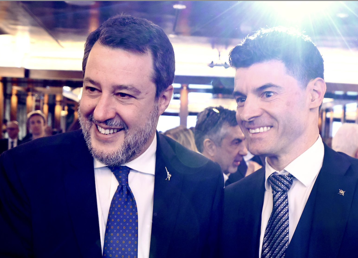 Guidare il cambiamento: innovazione e sostenibilità per il trasporto pubblico Guidare il cambiamento: innovazione e sostenibilità per il trasporto pubblico